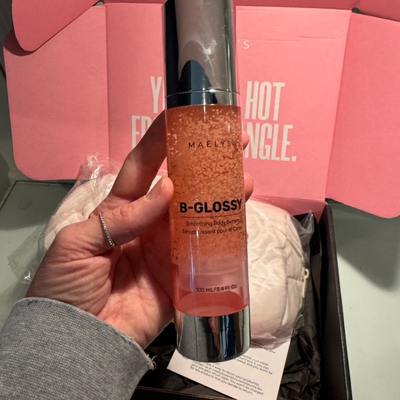 Maelys B-GLOSSY Smoothing Body Serum - Picture 2 of 2